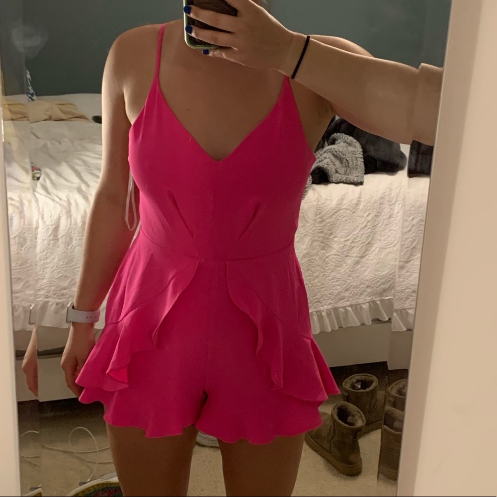 Ruffle down romper - Picture 4 of 4